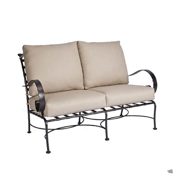 Classico Love Seat